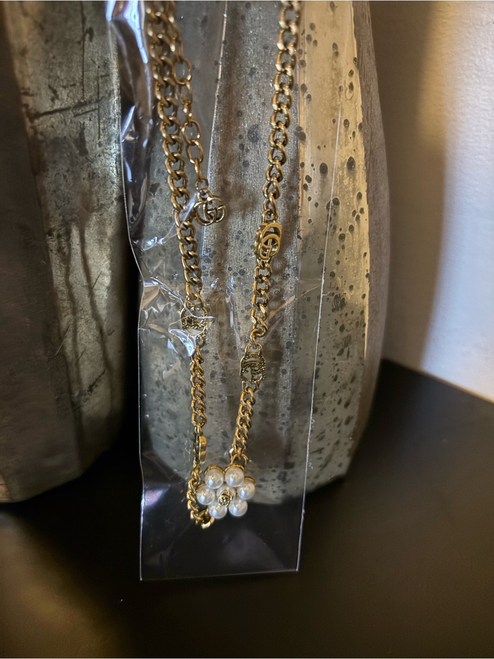 Gold Pearl Flower Pendant Necklace - Women Jewelry - Picture 2 of 4